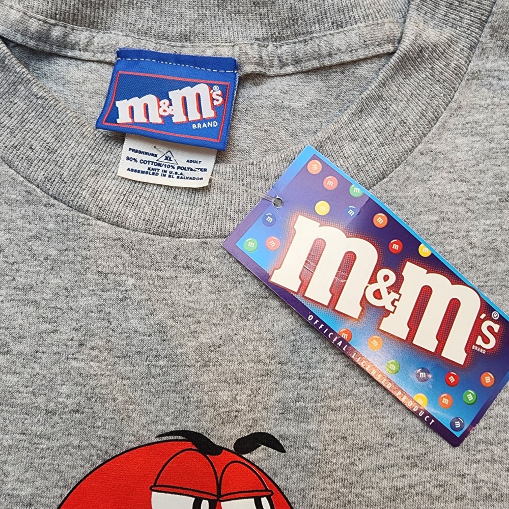 M&Ms Red Character Im With The Nut Graphic T-Shirt Gray XL Delta Pro Weight NWT - Picture 4 of 7
